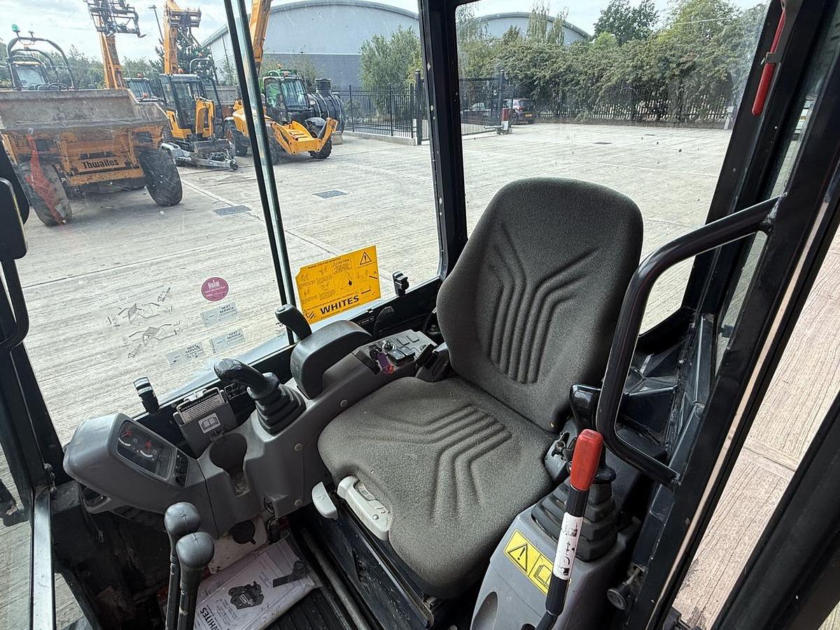 Used 2021 Kubota U27-4