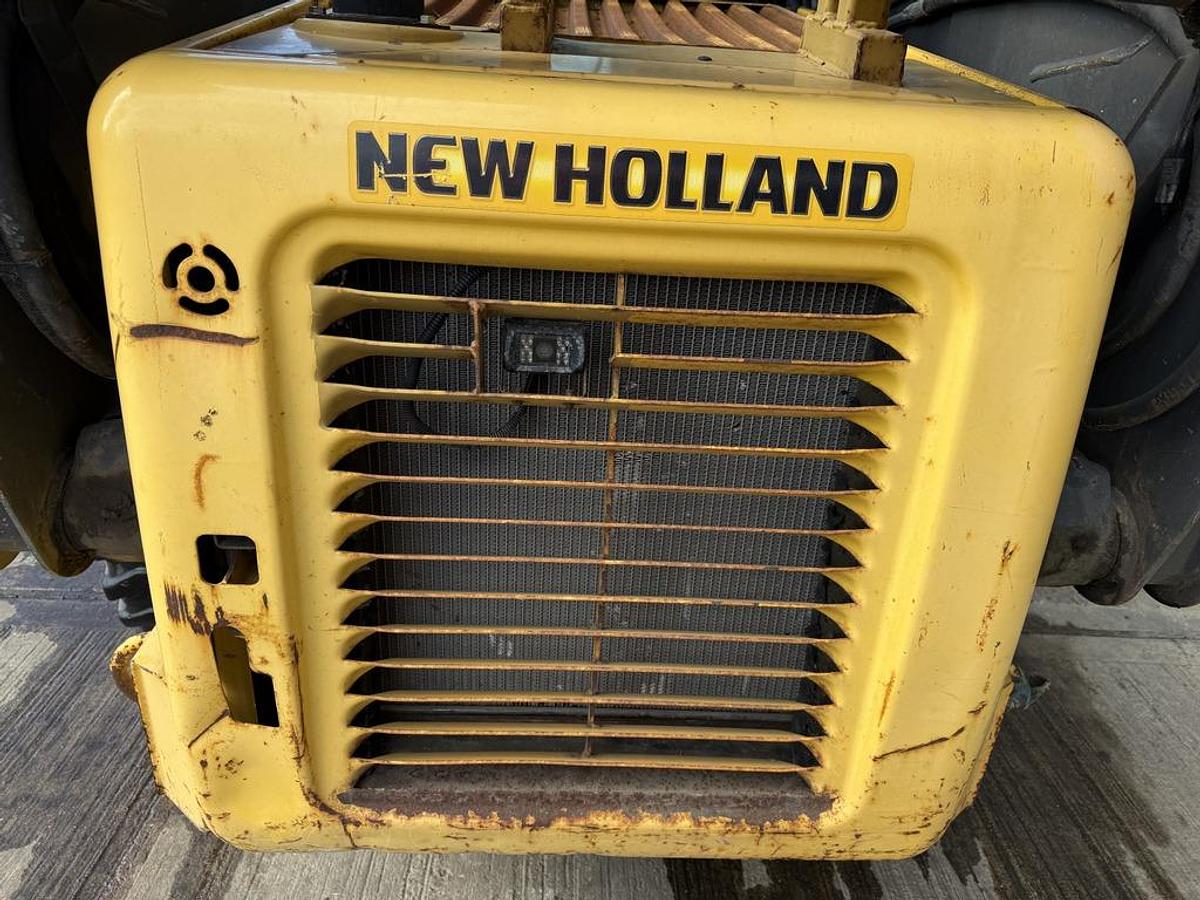 Used New Holland LS185B Skid Steer Loader