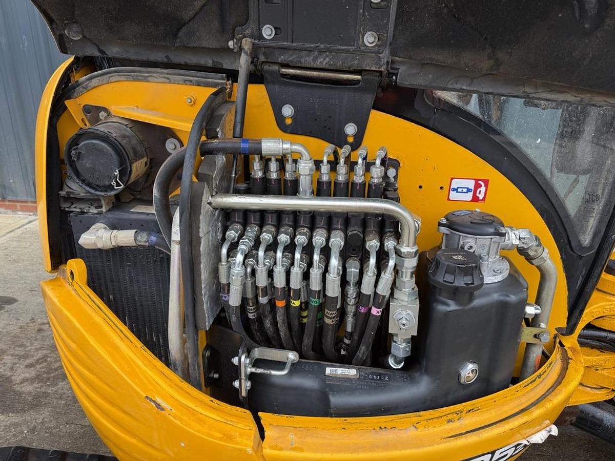 Used JCB 8025 ZTS 2.9t Mini Excavator