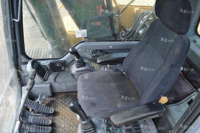 Used VOLVO EC140B LC
