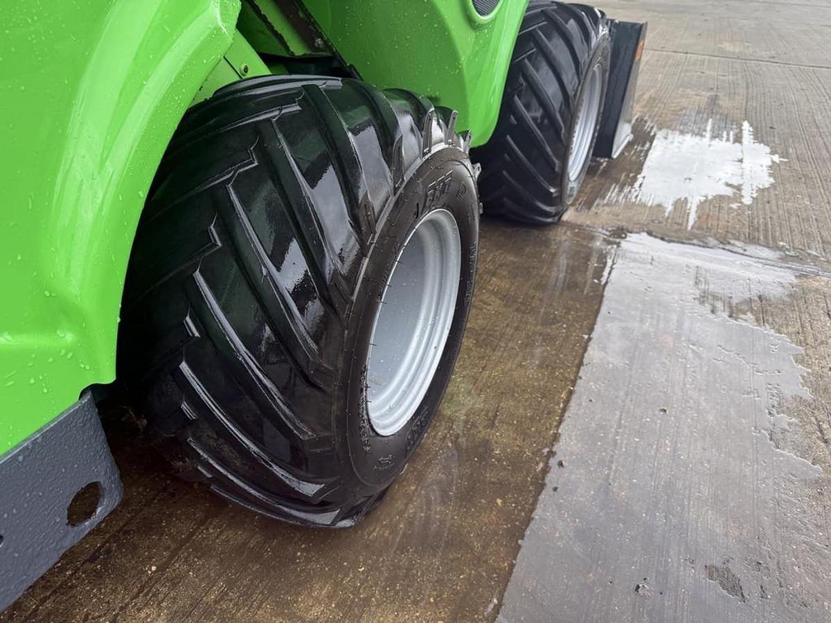 Used Avant 640 Telescopic Loader