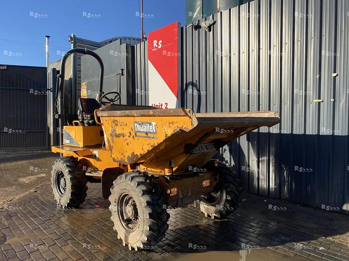 Used THWAITES 3 TONNE SWIVEL
