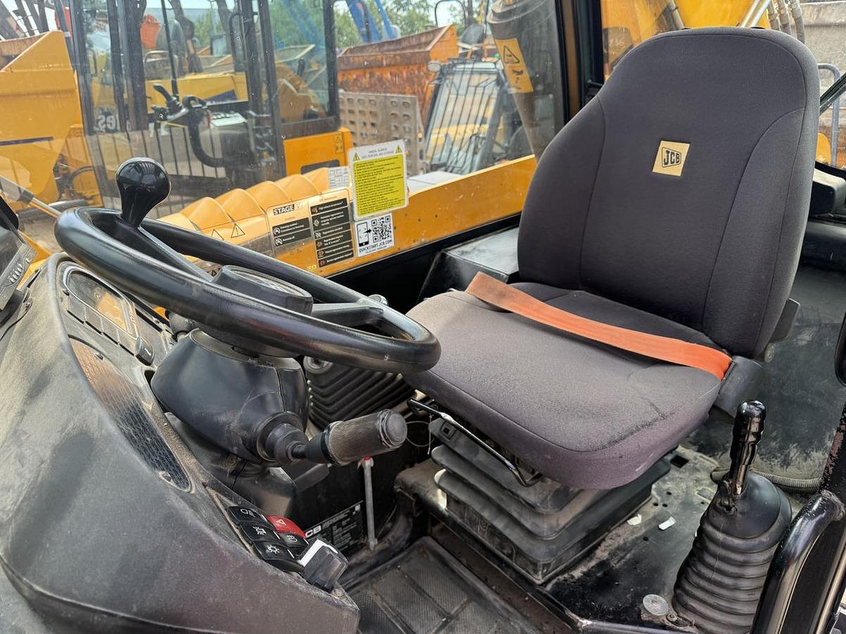 Used 2021 JCB 540-140