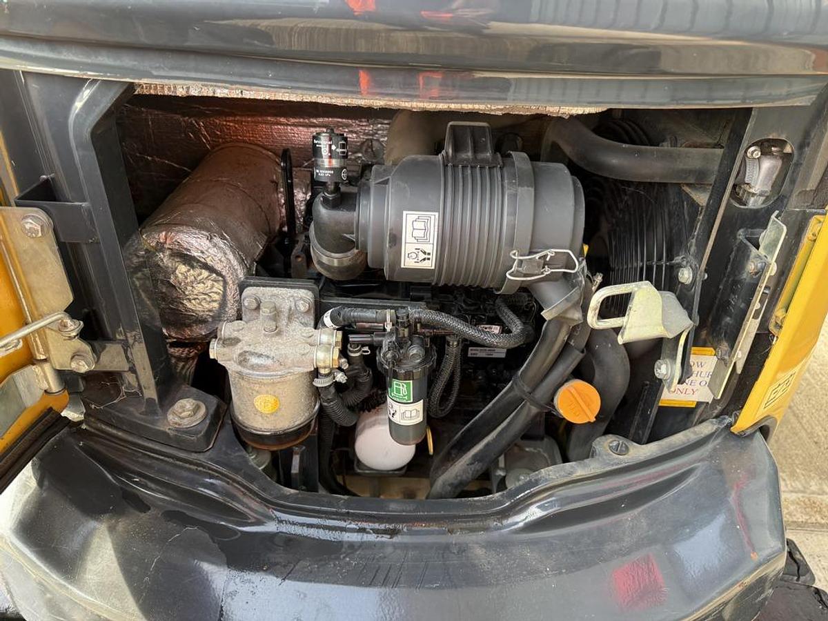 Used Komatsu PC26 MR-3 2.7t Mini Excavator