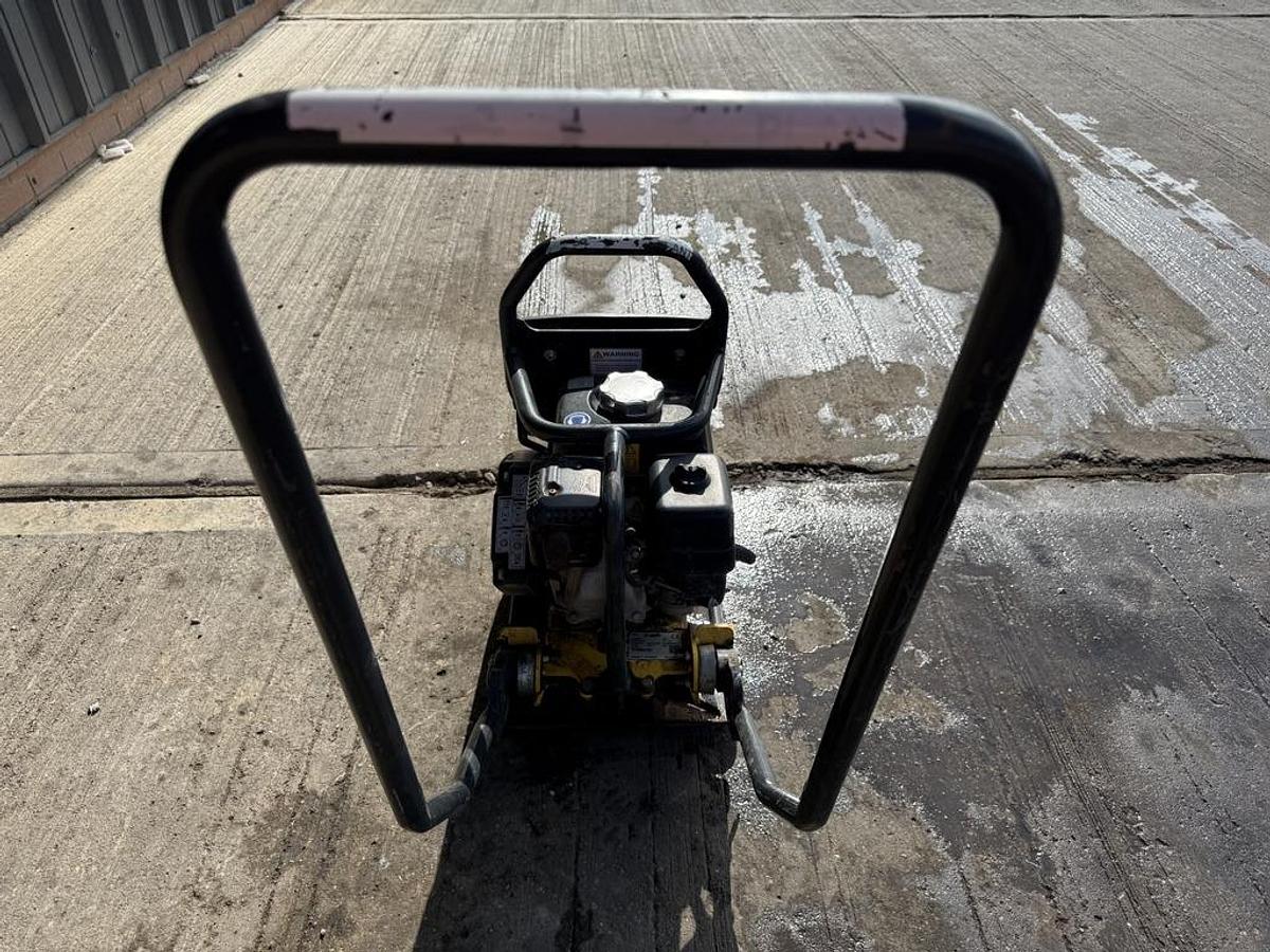 Used Bomag BP 10/35 65kg Plate Compactor