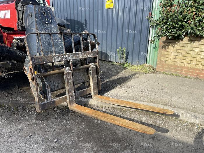 Used MANITOU MT1335