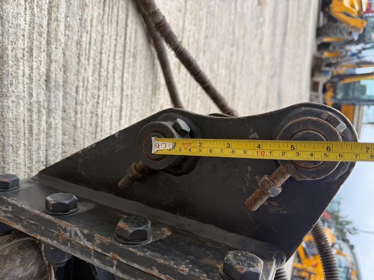 Used OKB 150 1,0 - 3,5 t Hydraulic Breaker