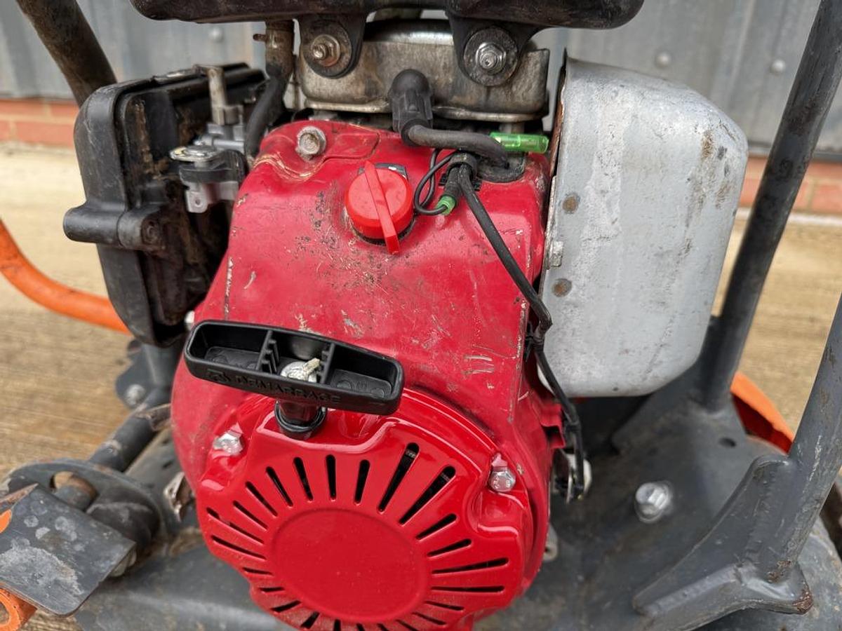 Used Belle PCLX 400 66kg Plate Compactor