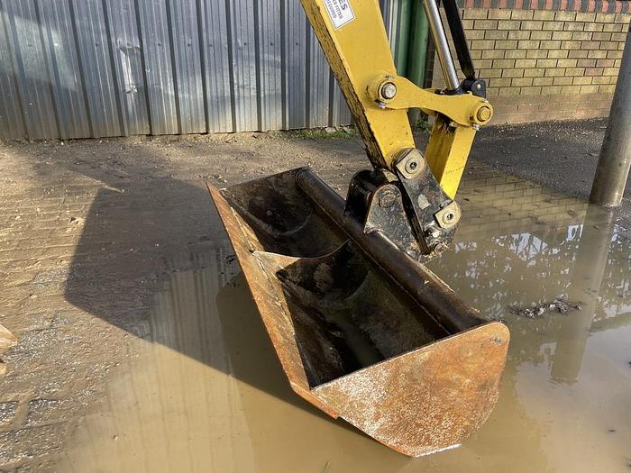 Used Yanmar SV26 2.7t Mini Excavator