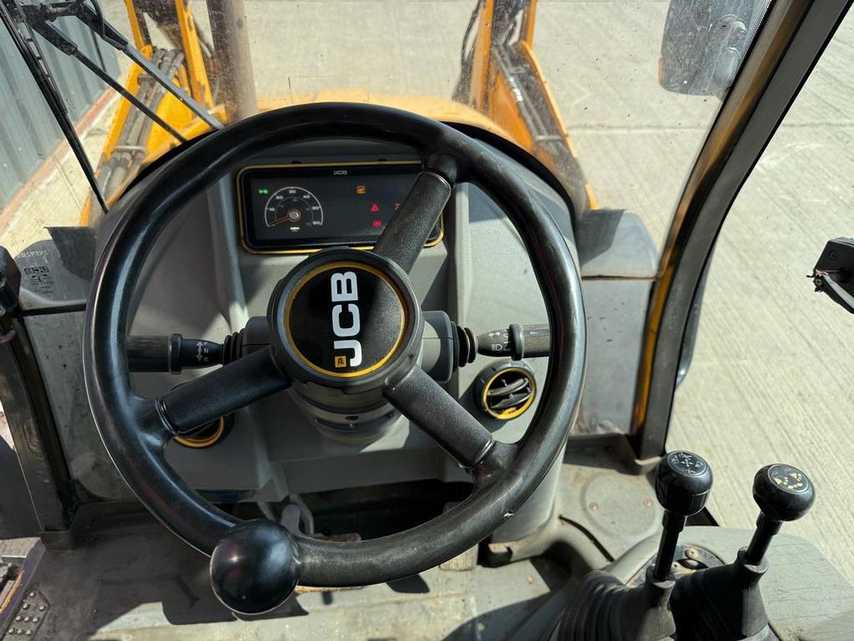 Used JCB 3CX Compact Backhoe Loader