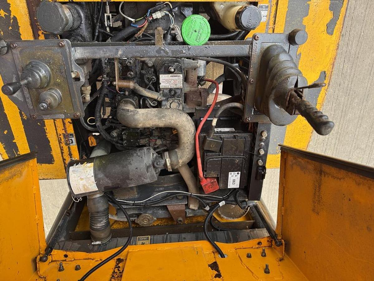 Used Thwaites 1.5 Tonne Hi-Swivel Dumper