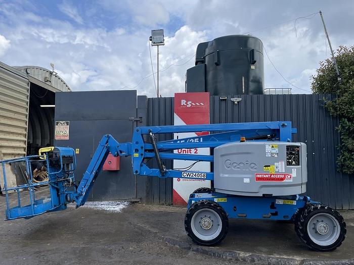 Used GENIE Z-45/25J