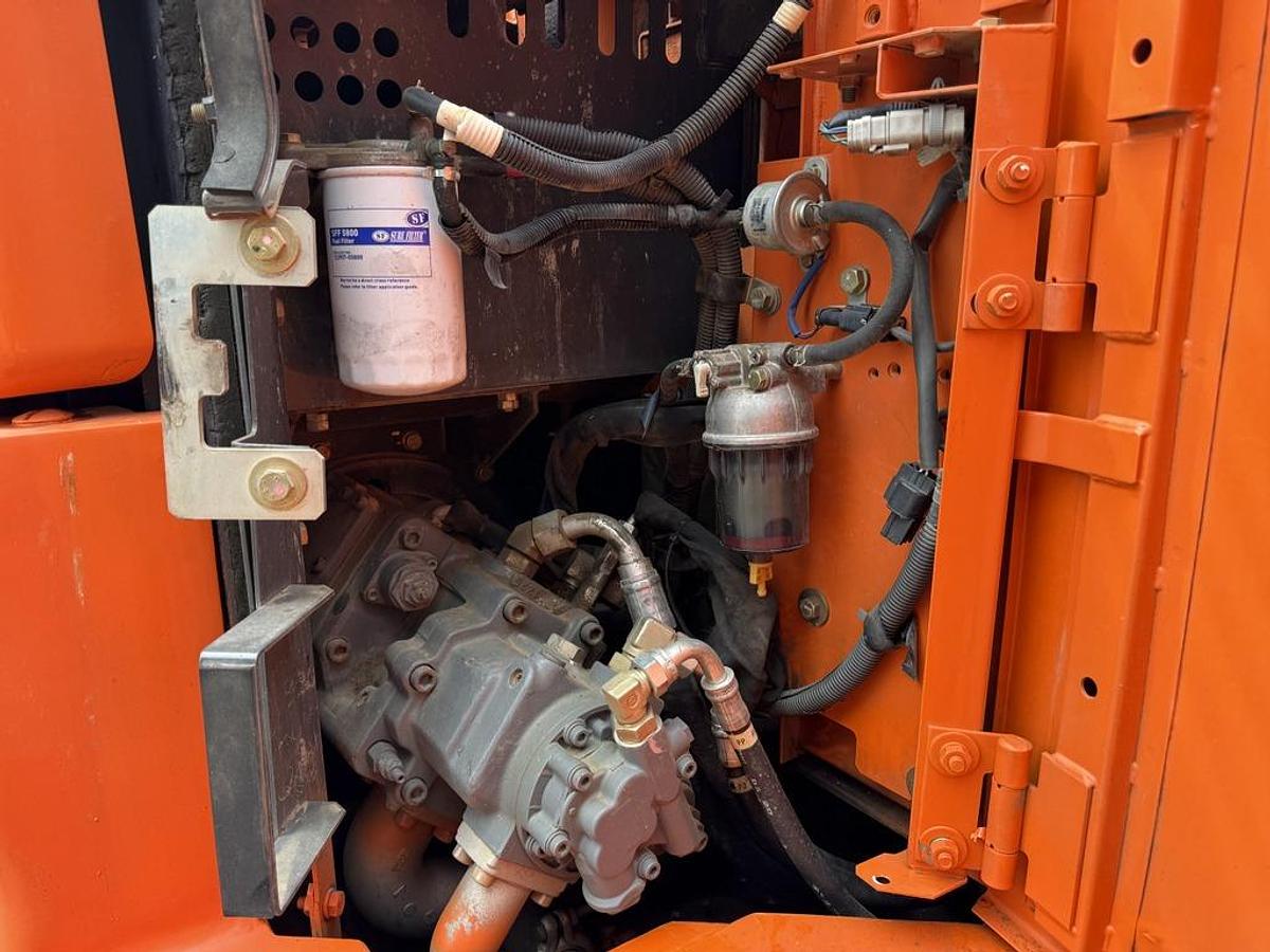 Used Hitachi ZX85 USB-5A 8.6t Mini Excavator