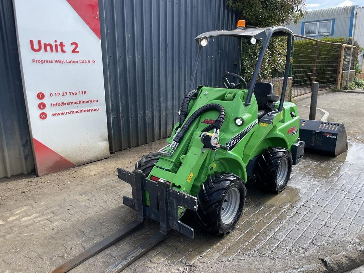 Used Avant 528 Articulated Telescopic Loader