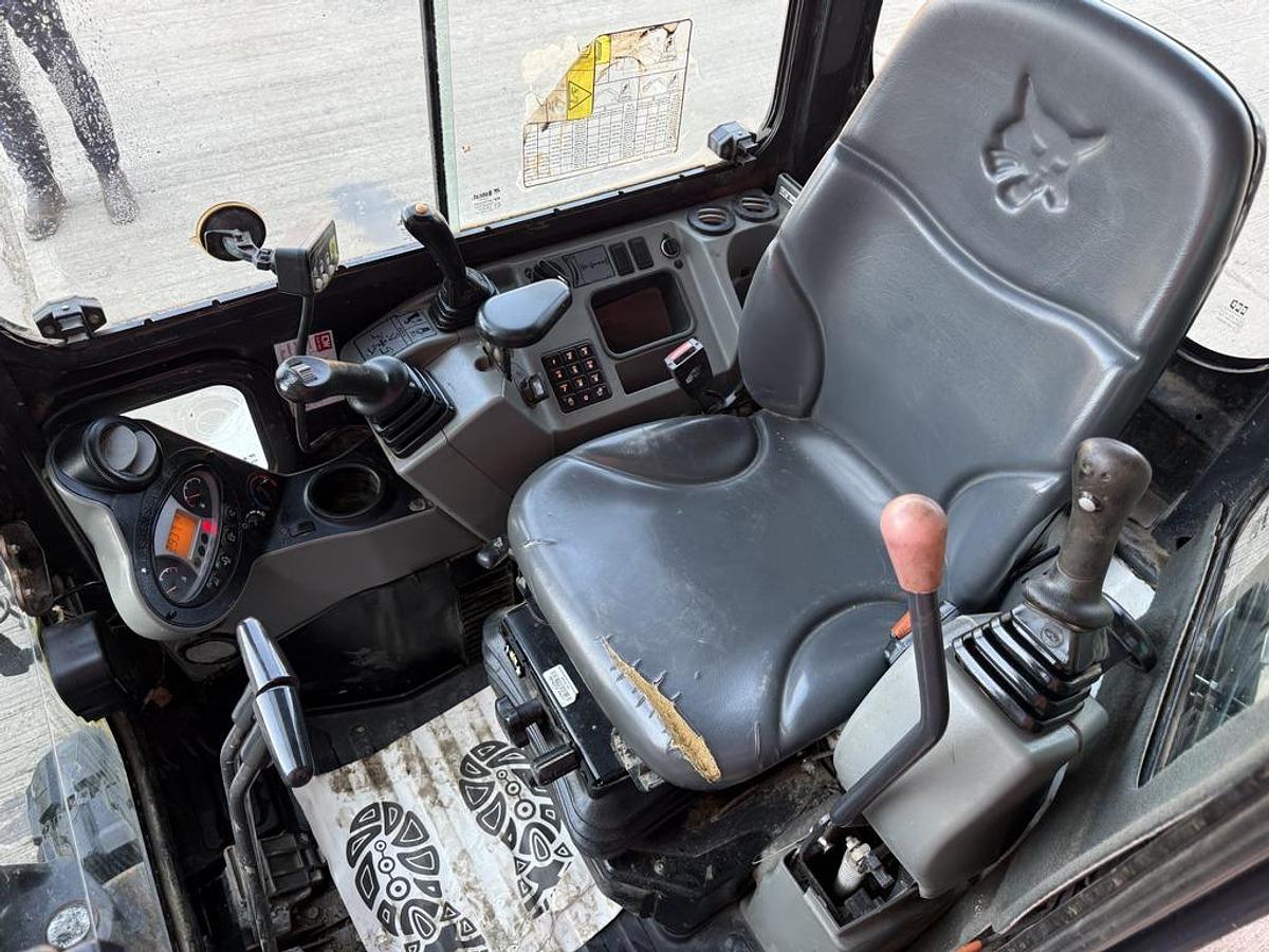 Used Bobcat E26 2.6t Mini Excavator