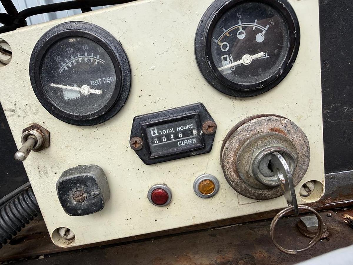 Used Bobcat 631 Skid Steer Loader