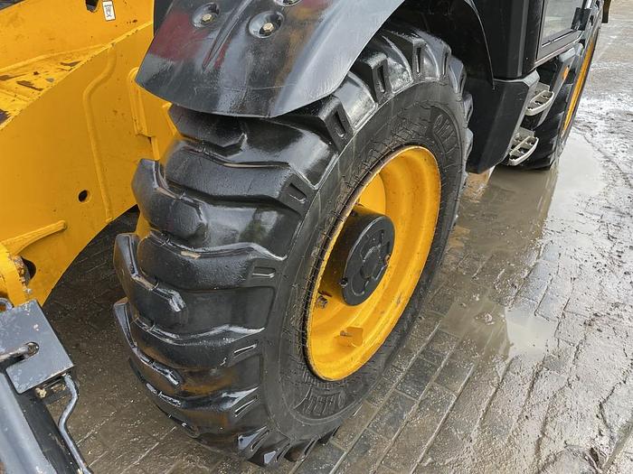 Used JCB 535-125