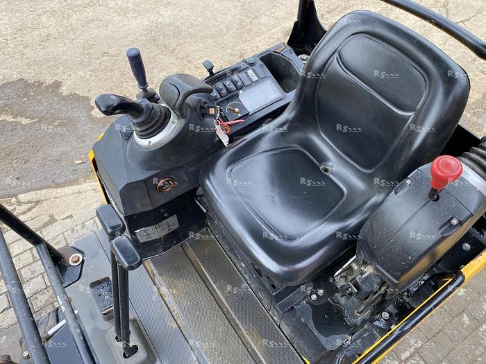Used JCB 15C-1