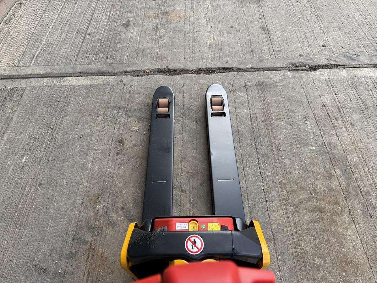 Used LiuGong CLG2020L 2t Electric Pallet Truck