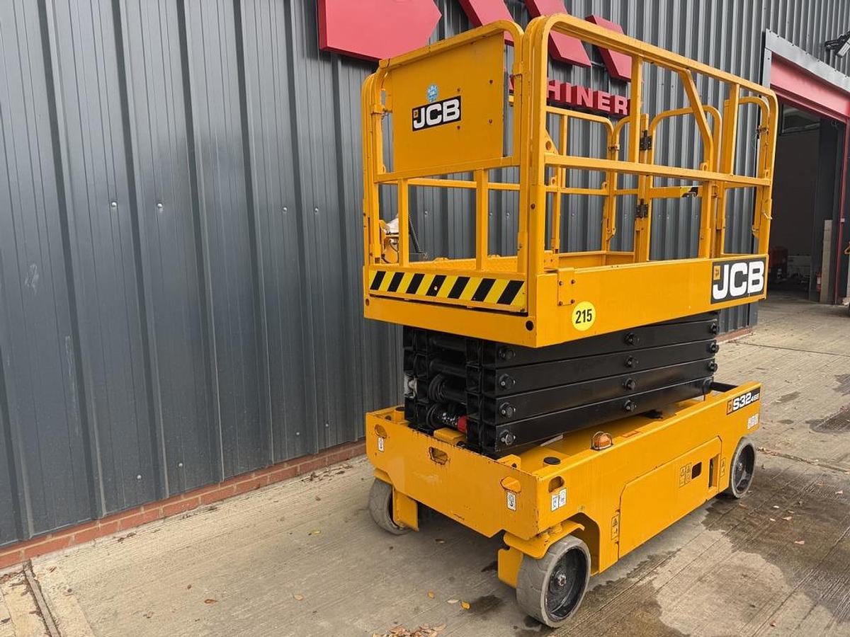 Used JCB S3246E 12m Electric Scissor Lift