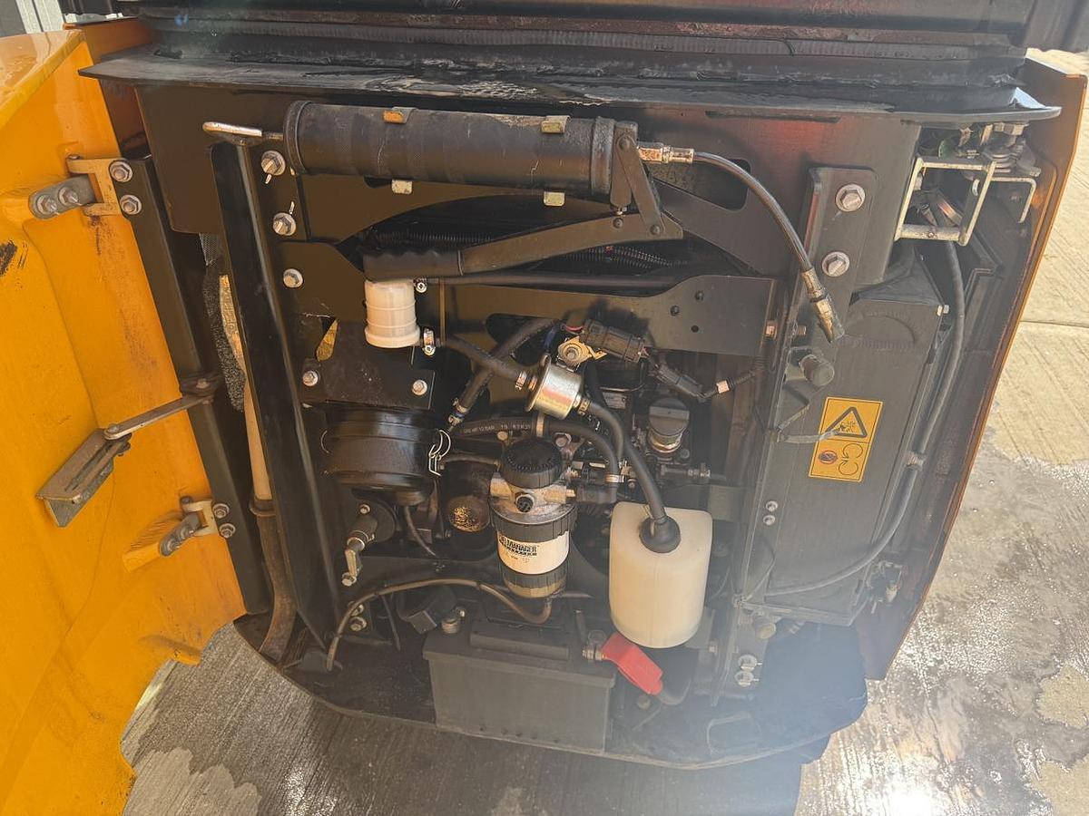 Used 2020 JCB 16C-1