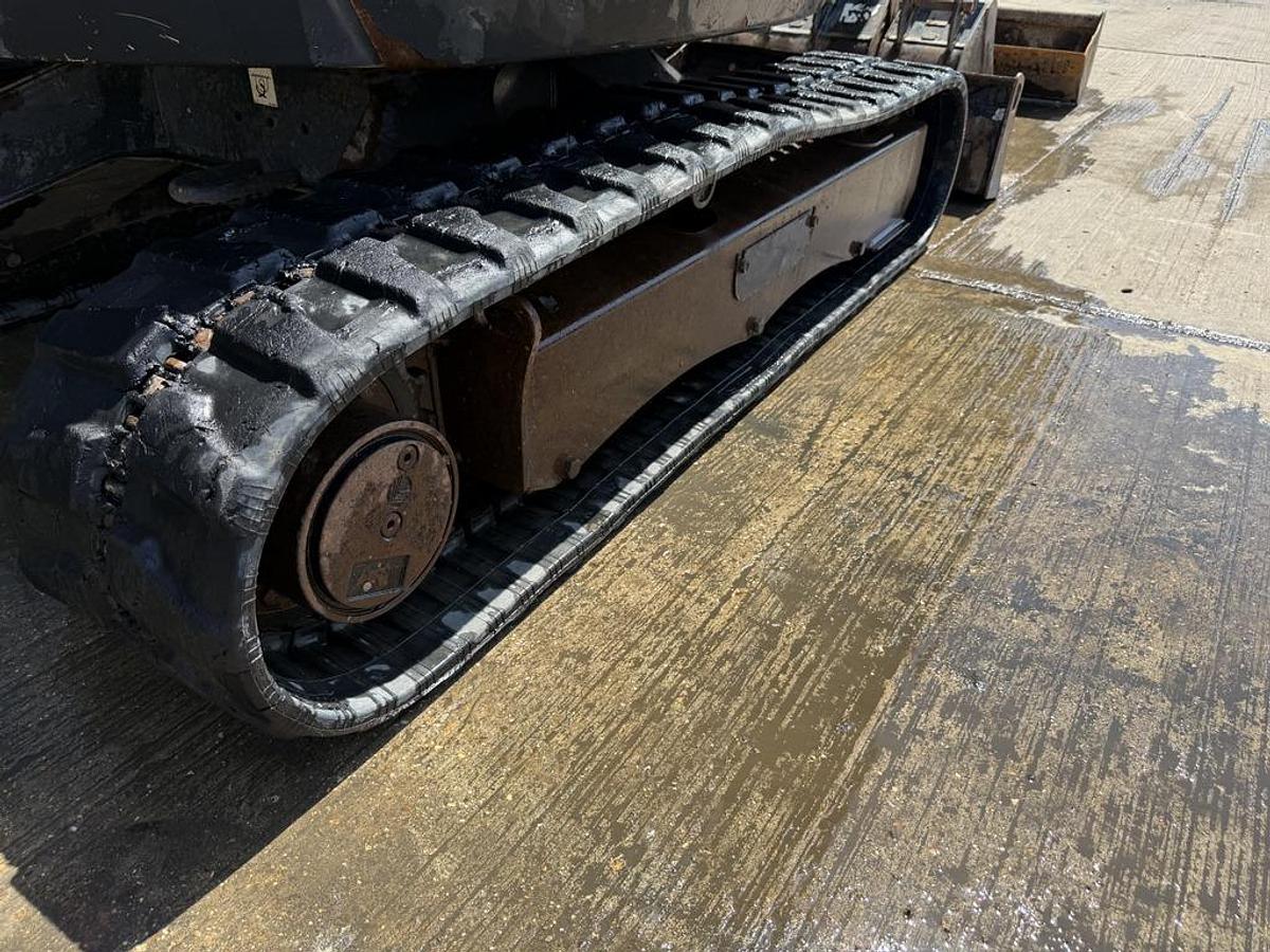 Used Bobcat E26 2.6t Mini Excavator