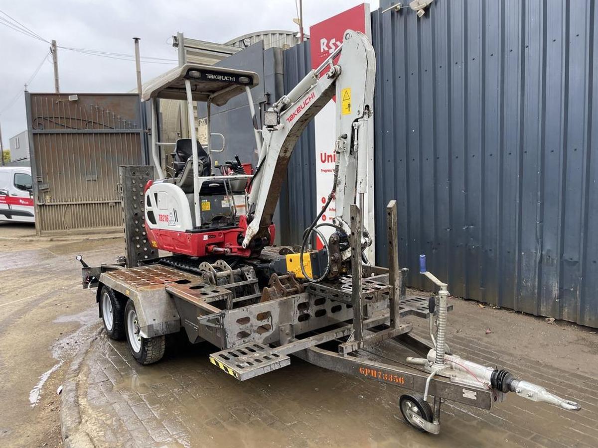 Used Takeuchi TB216 Mini Excavator + Breaker + Trailer