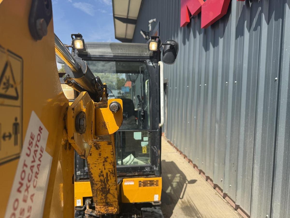 Used 2020 JCB 16C-1