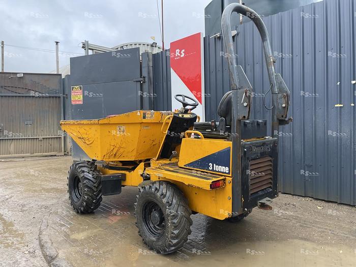 Used THWAITES 3 TONNE SWIVEL