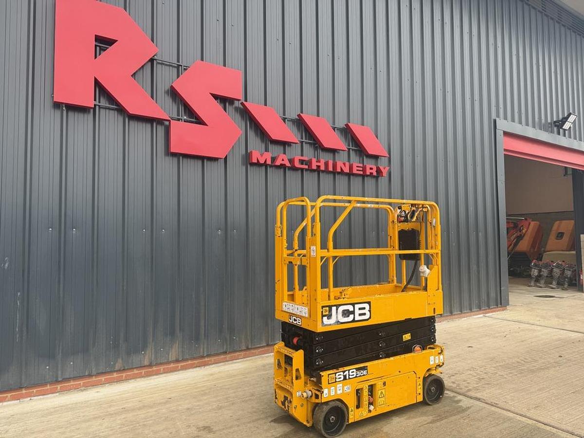 Used JCB S1930E 8m Electric Scissor Lift