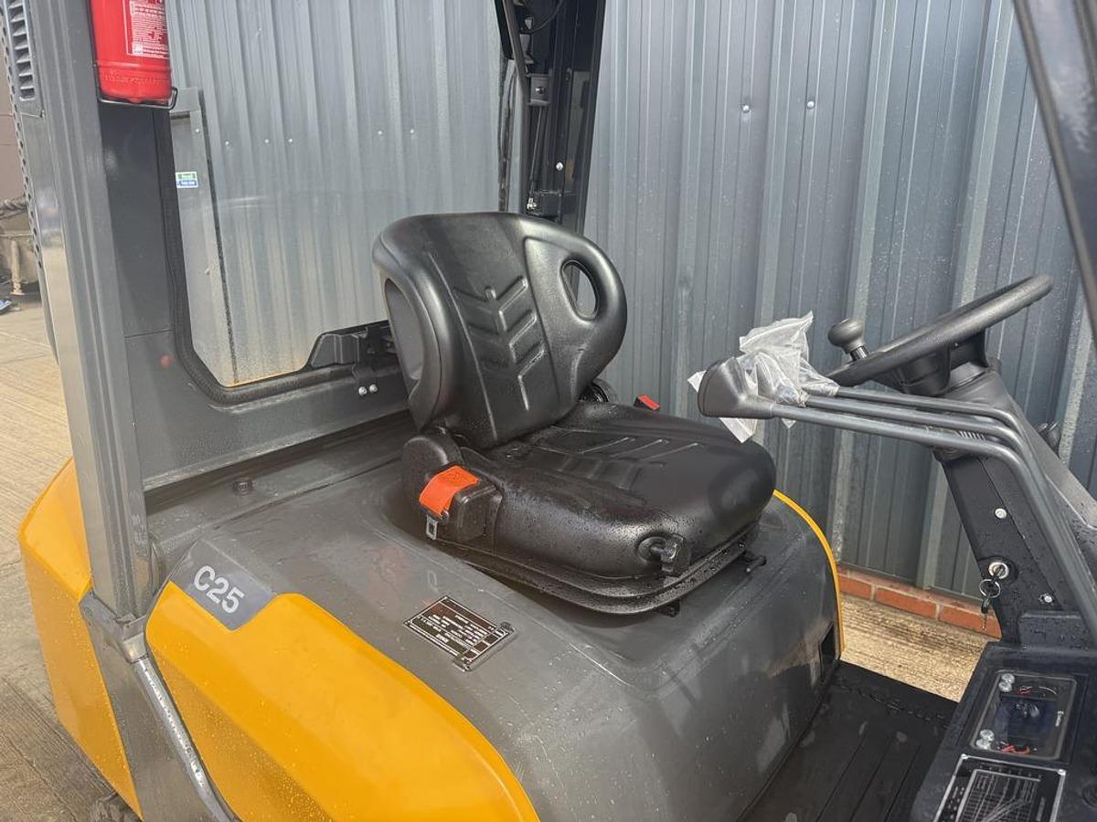 Used LiuGong CLG2025H 2.5t Diesel Forklift