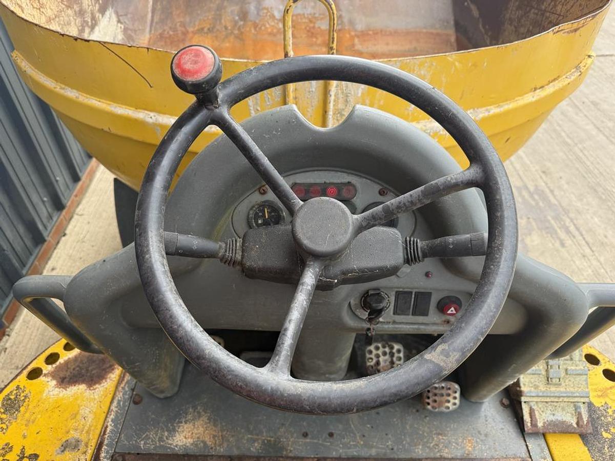 Used Lifton 5001 5 Ton Swivel Dumper