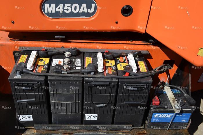 Used JLG M450 AJ