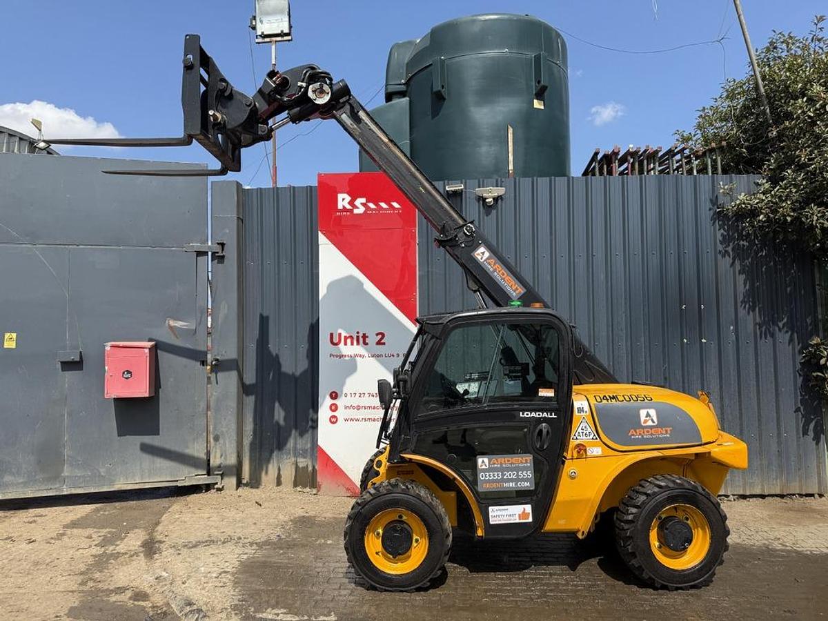 Used JCB 520-40 2t 4m Telehandler