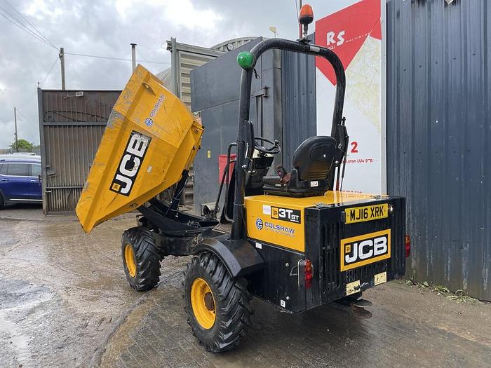 Used JCB 3TSTM