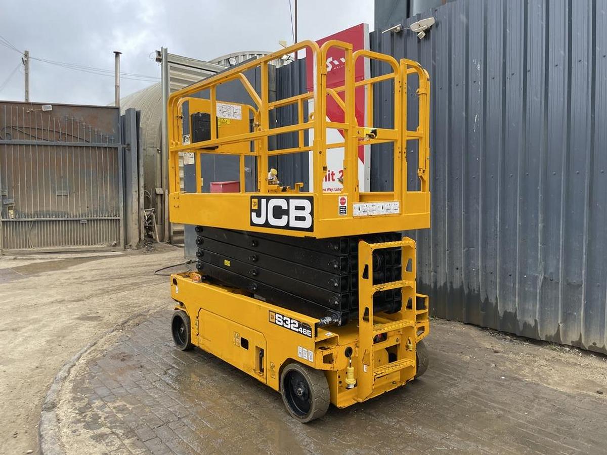Used JCB S3246E 12m Electric Scissor Lift