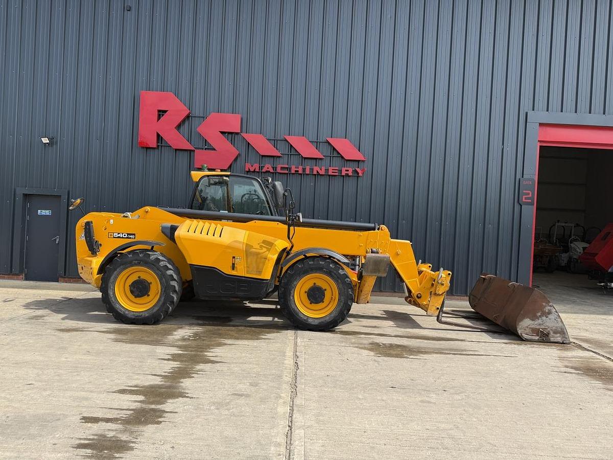 Used 2021 JCB 540-140