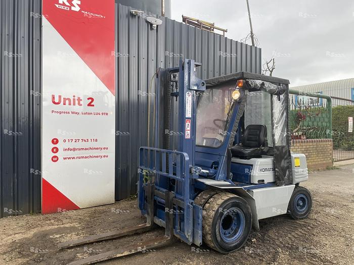 Used KOMATSU FD20 T-11E