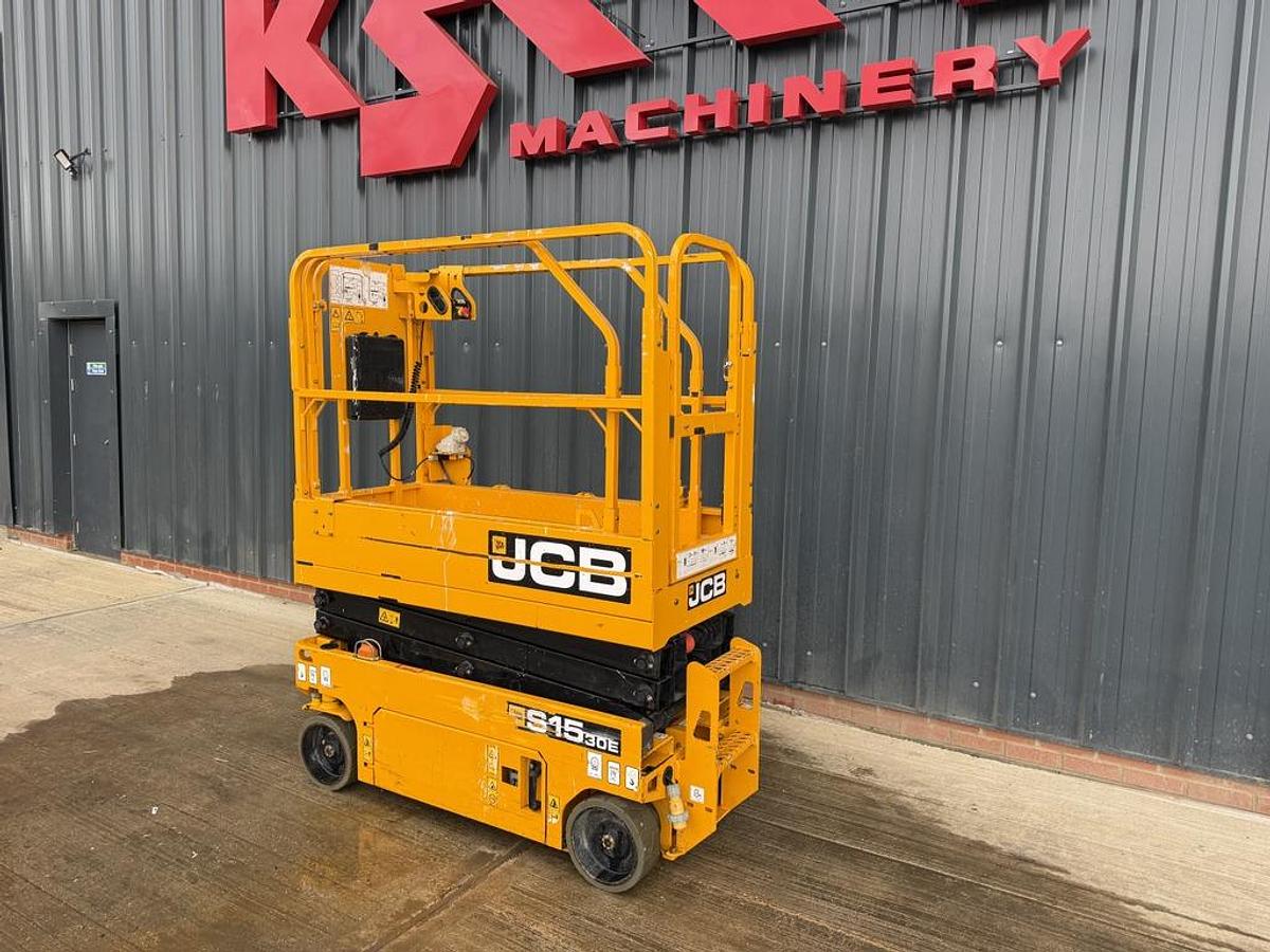 Used JCB S1530E 6m Electric Scissor Lift