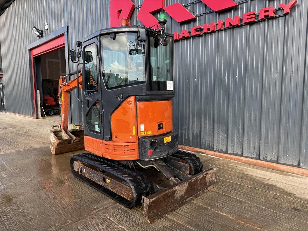 Used Hitachi ZX26 U-6 2.7t Mini Excavator