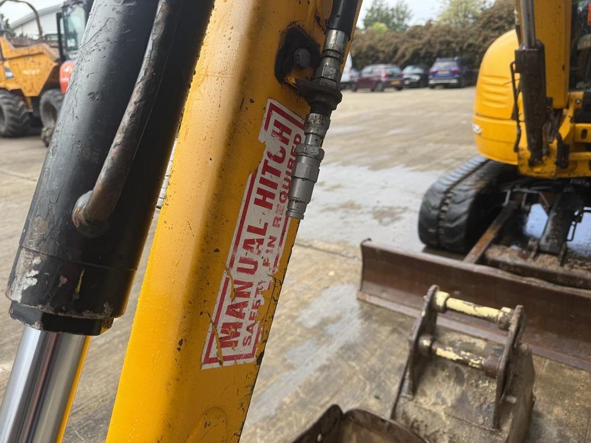 Used JCB 8025 ZTS 2.9t Mini Excavator
