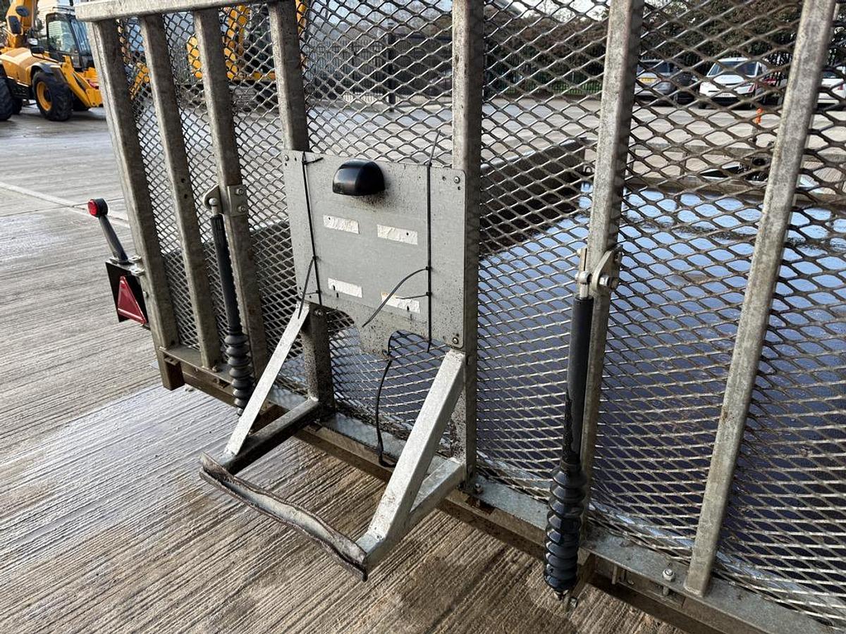 Used Meredith & Eyre MEP35106 3.5t Plant Trailer