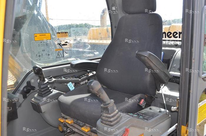 Used VOLVO EC180B LC