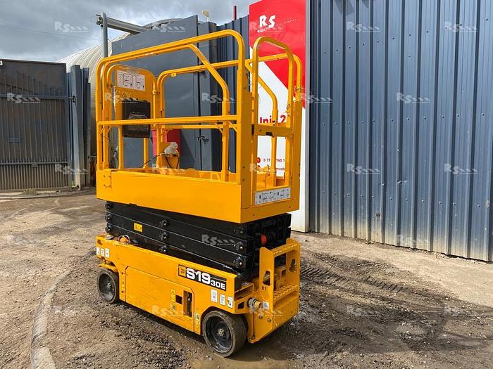 Used JCB 7.8m Electric Scissor Lift