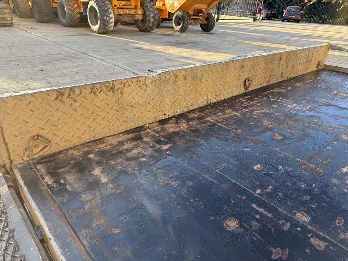 Used Indespension AD2800 3.5t Plant Trailer