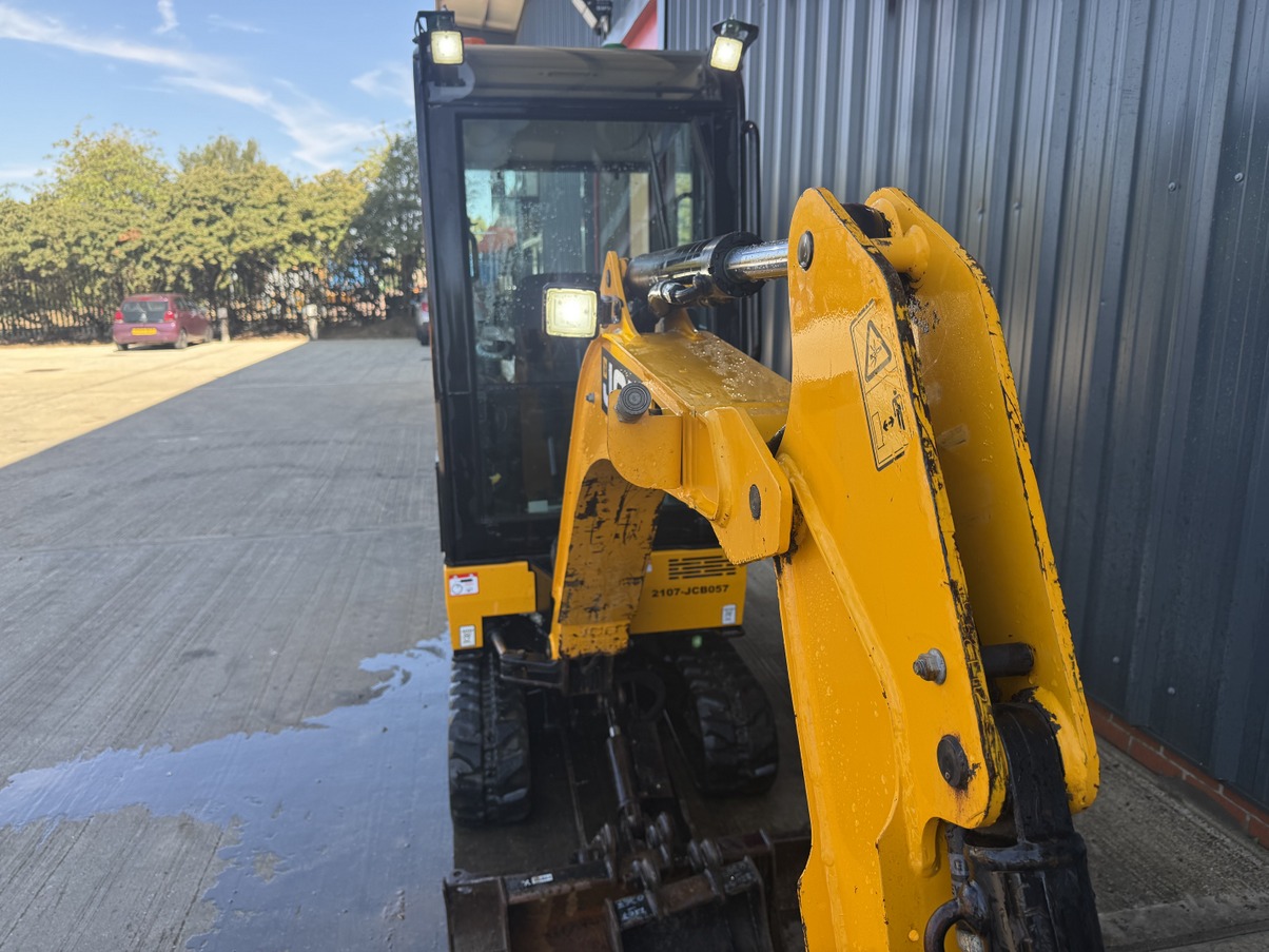 Used 2021 JCB 15C-1