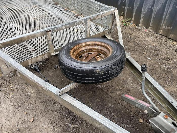 Použitý INDESPENSION TRAILER