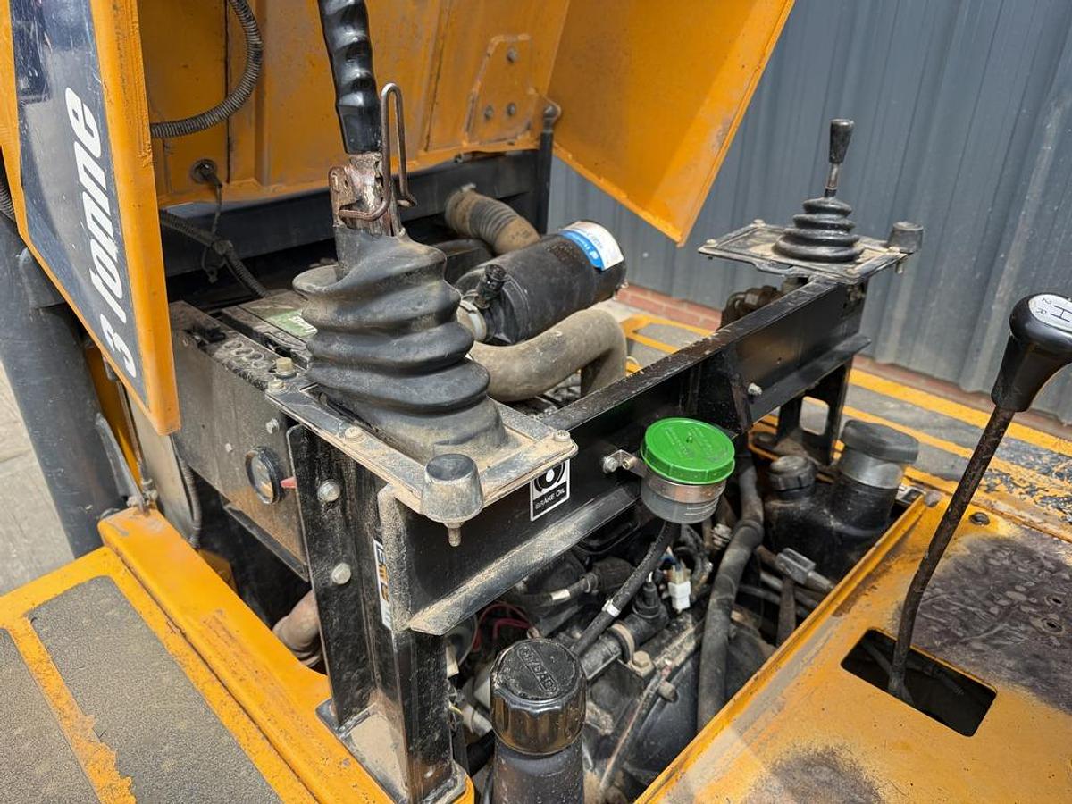 Used Thwaites 3 Tonne Swivel Dumper