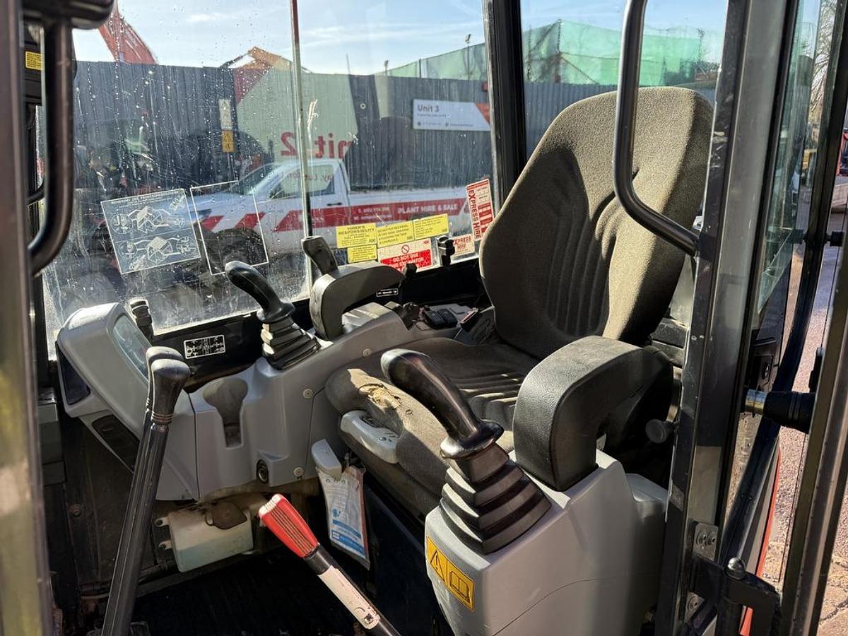 Used Kubota U27-4 2.7t Mini Excavator