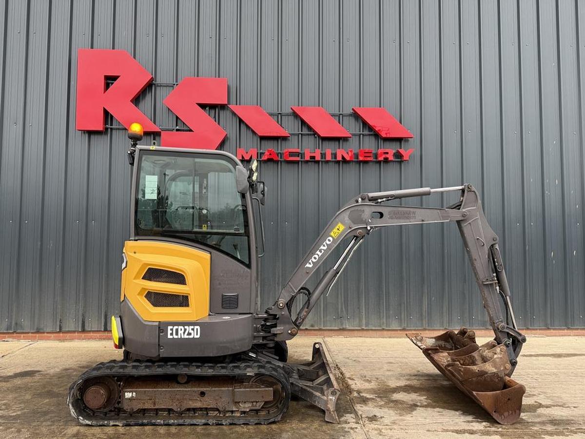 Used Volvo ECR25D 2.5t Mini Excavator